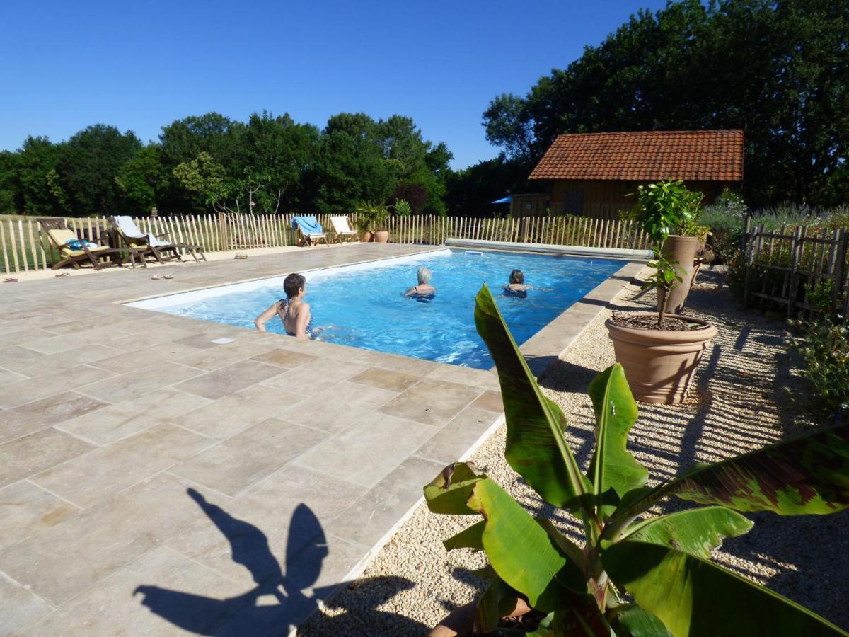 Britavit Bed & Breakfast Saint-Avit-Sénieur Dış mekan fotoğraf