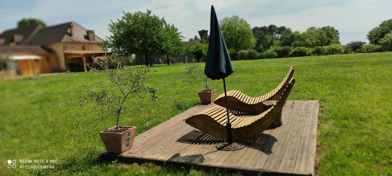 Britavit Bed & Breakfast Saint-Avit-Sénieur Dış mekan fotoğraf