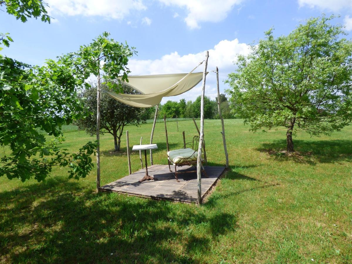 Britavit Bed & Breakfast Saint-Avit-Sénieur Dış mekan fotoğraf