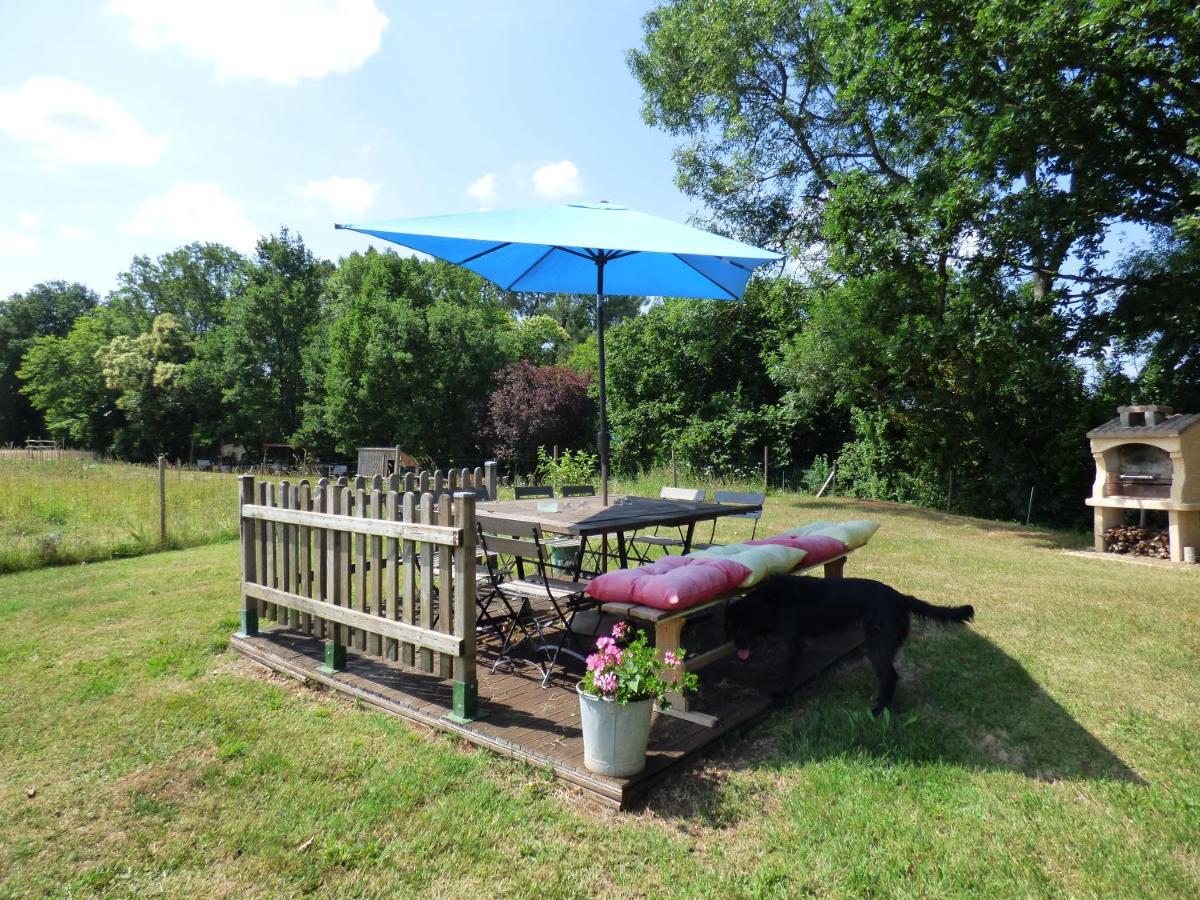 Britavit Bed & Breakfast Saint-Avit-Sénieur Dış mekan fotoğraf
